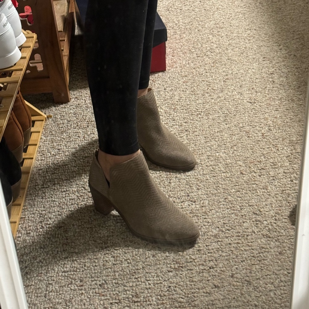 Gray lucky brand booties - in great condition